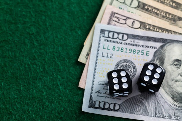 Payout table and balance display